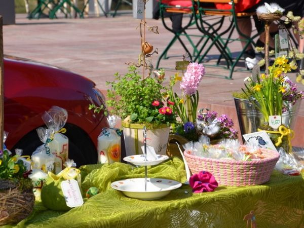 Bei herrlichem Wetter genossen die Gäste den Besuch auf unserem Frühjahrsmarkt.