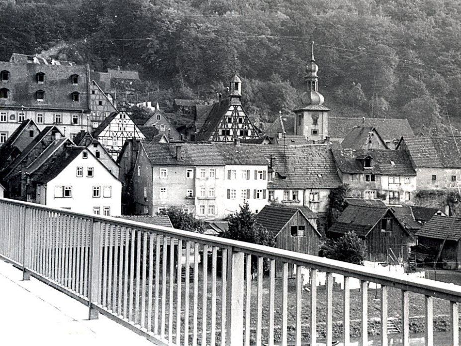  Alt Freudenberg von der Brücke 