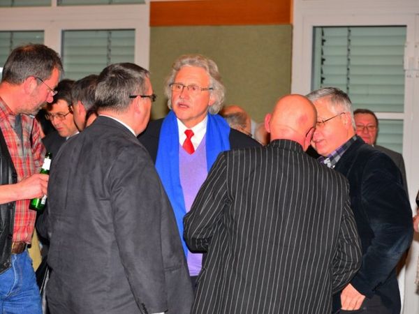 Viele Gäste aus Politik und Wirtschaft und Bürgerinnen und Bürger der Stadt Freudenberg waren der Einladung zum Neujahrsemfang gefolgt
